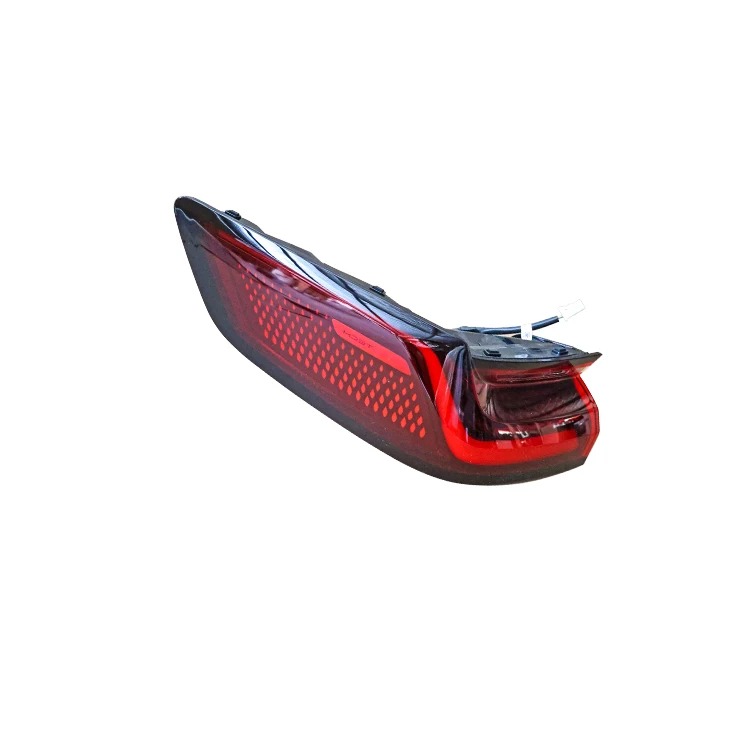 High Quality Auto Spare Parts Left Outer Taillight OE 13856268-00 for BYD Song Plus
